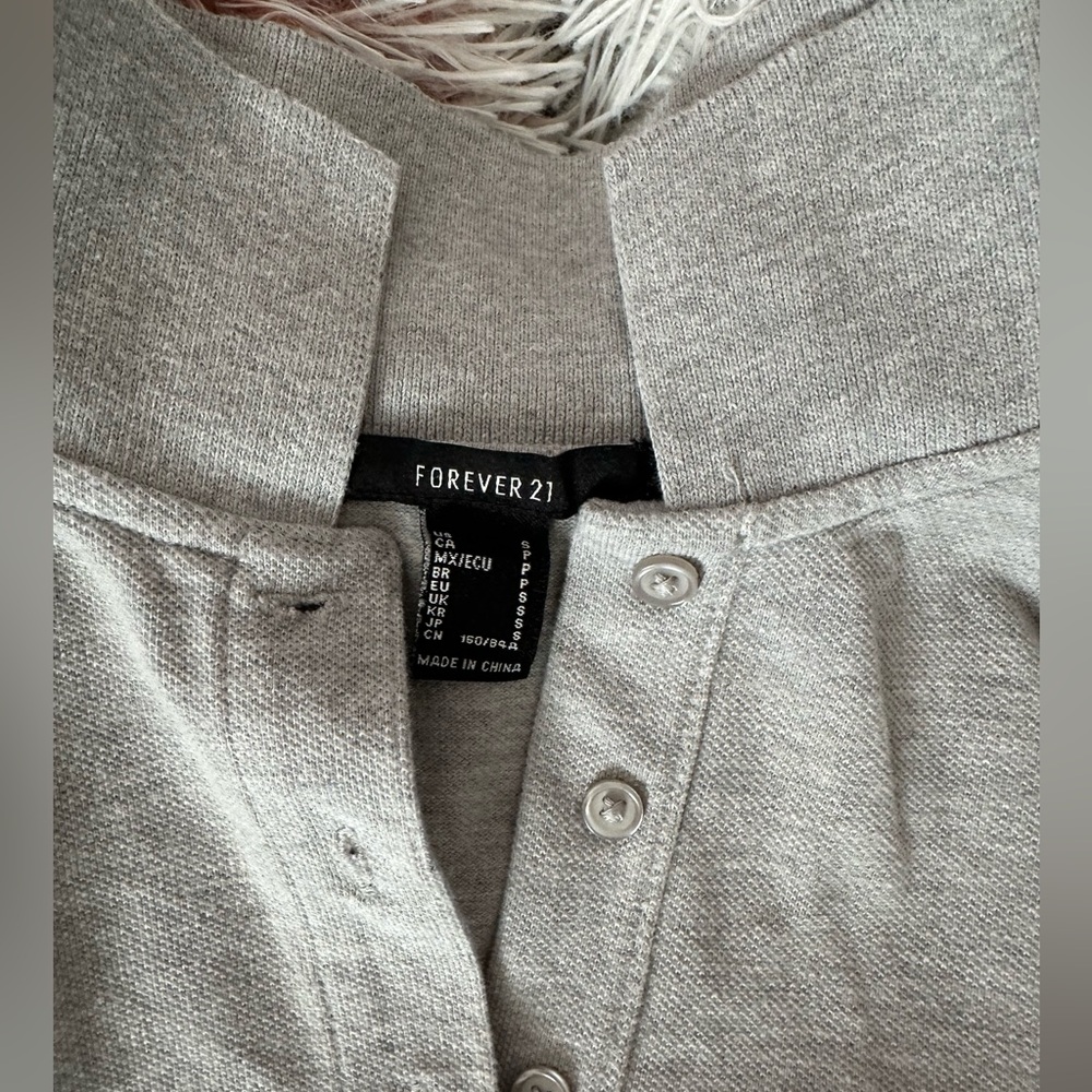 Dolls Polo Gray Crop Aesthetic Essential Streetwear Business Casual Shirt - Picture 3 of 3